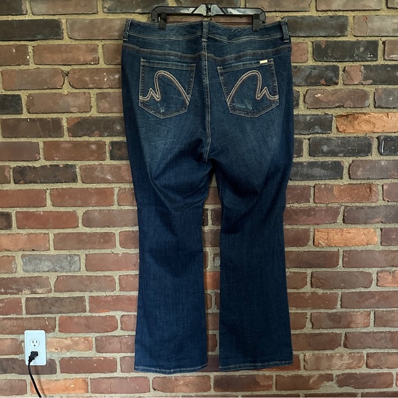 MELISSA McCARTHY boot embellished pockets mildly distressed - Picture 5 of 6